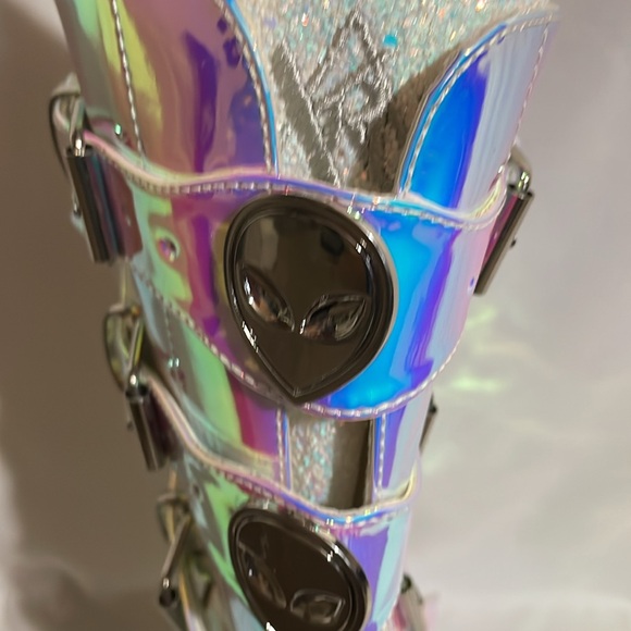 Holographic Platform Boots - Picture 3 of 4